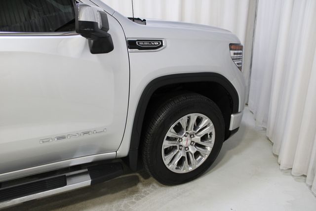 Used 2022 Silver GMC Denali image 36