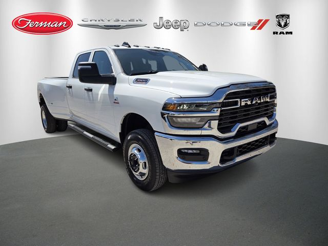 2026 RAM 3500 Tradesman Crew Cab LB DRW 4WD