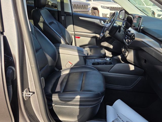 Used 2021 Gray Ford SEL image 15