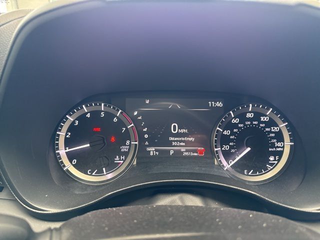 2025 Toyota Highlander LE - Photo 13