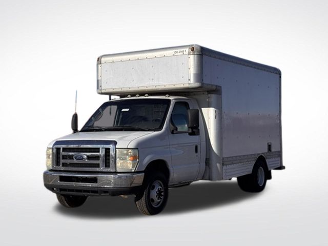 2008 Ford E-450 Cutaway 