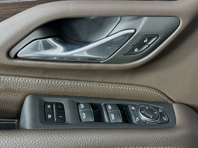 2024 White Frost Tricoat GMC Yukon Denali 4X4 SUV