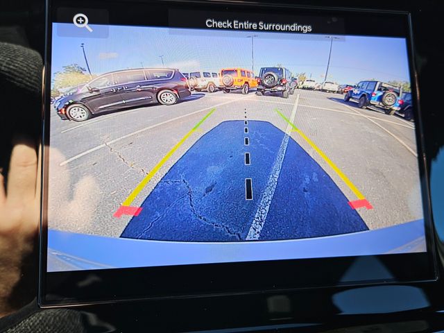 2025 Jeep Grand Cherokee L Laredo X 4x4