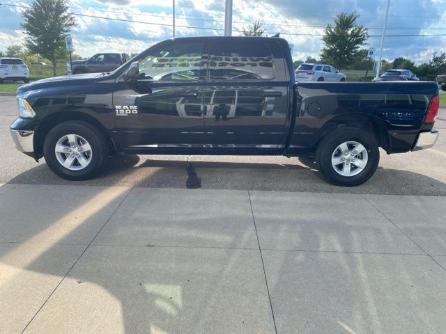 2023 Ram 1500 Classic SLT - Diamond Black Crystal Pearlcoat exterior view 7
