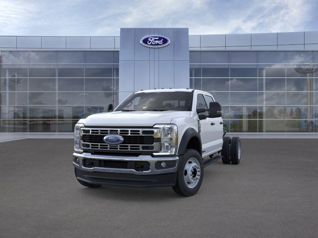 New 2026 Oxford White Ford F-450® XL image 2