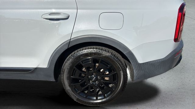 Used 2022 Gray Kia SX image 40