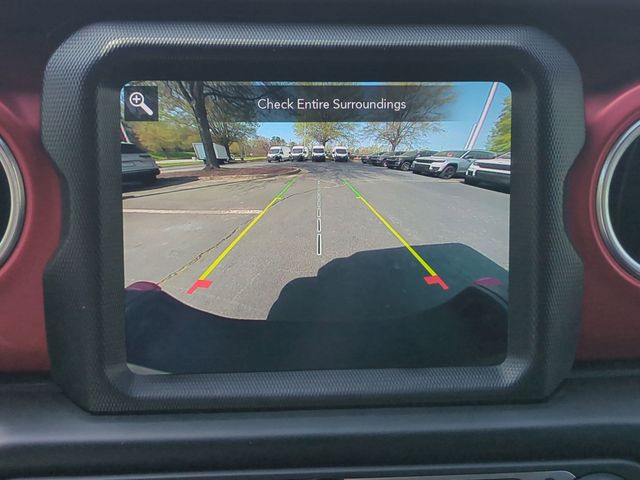 Used 2021 Gray Jeep Rubicon image 17