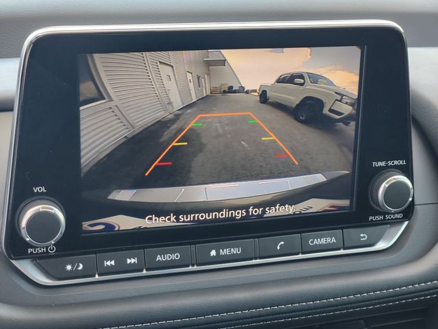2026 Nissan Rogue SV photo 13
