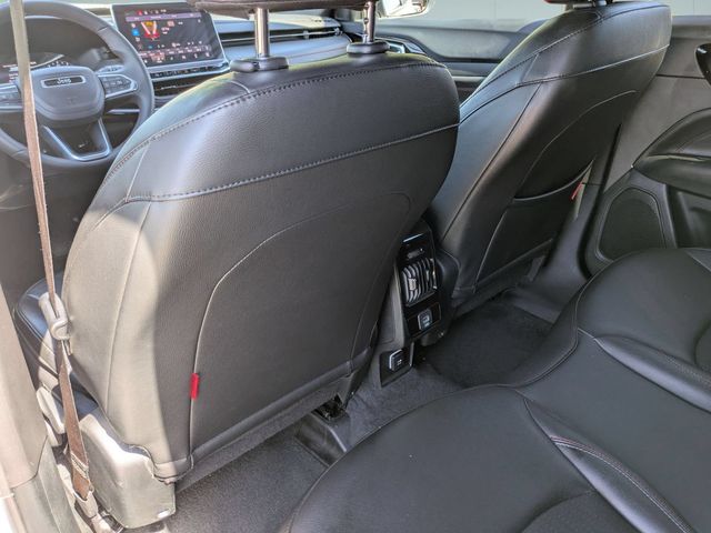 2025 Jeep Compass Trailhawk - Photo 24