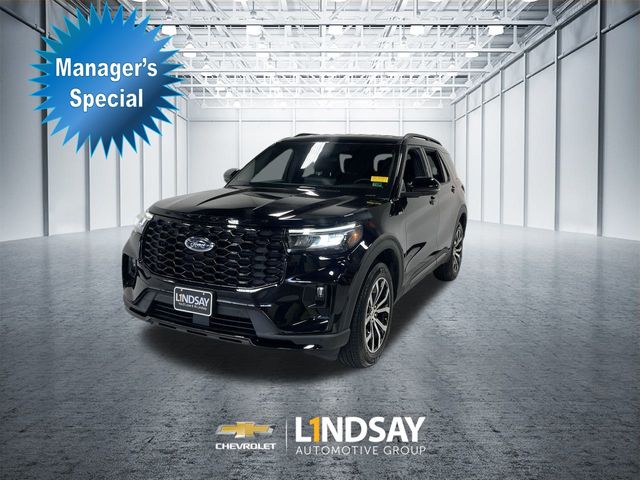 2025 Ford Explorer ST-Line AWD
