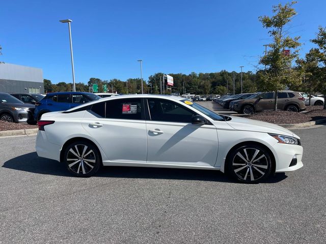 2021 Nissan Altima 2.5 SR 2