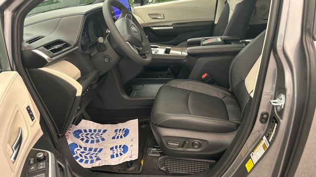 New 2026 Toyota Sienna Van