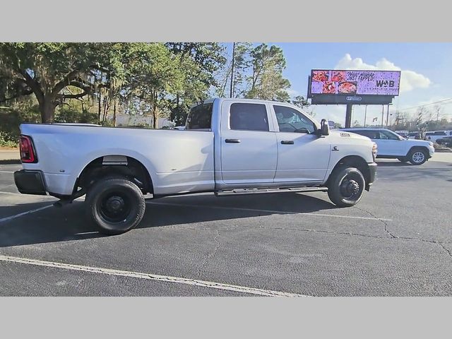 2026 Ram 3500 Tradesman Crew Cab 4x4 8' Box