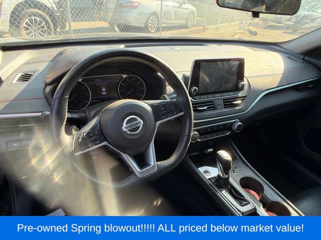 Used 2022 Black Nissan 2.5 SR image 16
