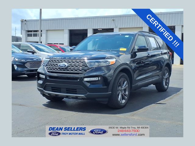 Black Metallic 2024 Ford Explorer SUV / Crossover All-Wheel Drive Automatic