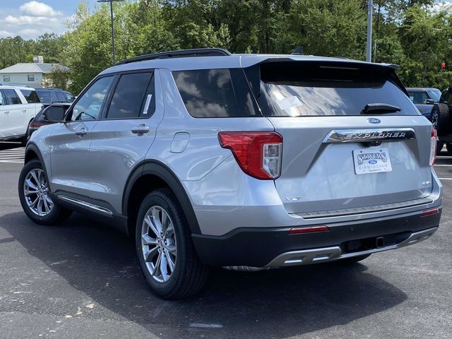 2024 Ford Explorer XLT 24