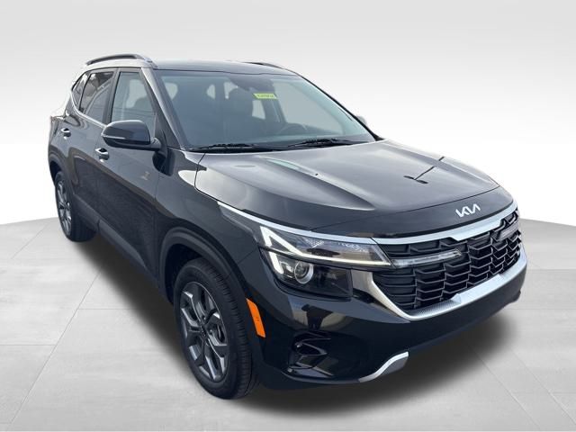 2024 Kia Seltos S FWD
