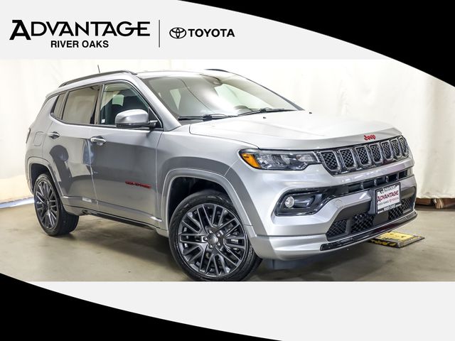 Billet Silver Metallic Clearcoat 2023 Jeep Compass (Red) Edition 4WD SUV / Crossover Four-Wheel Drive 8-Speed Automatic