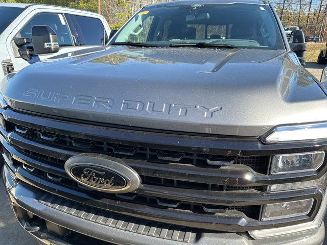 2024 Ford F-250 Super Duty Lariat Crew Cab 4WD