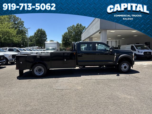 2025 Ford F-550 Super Duty Chassis Cab XL - Photo 9