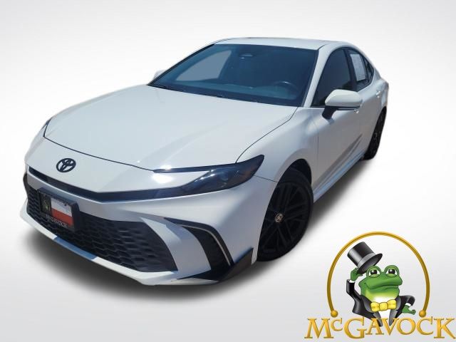  2025 Toyota Camry SE FWD   