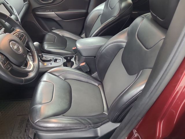 2019 – Jeep – Cherokee