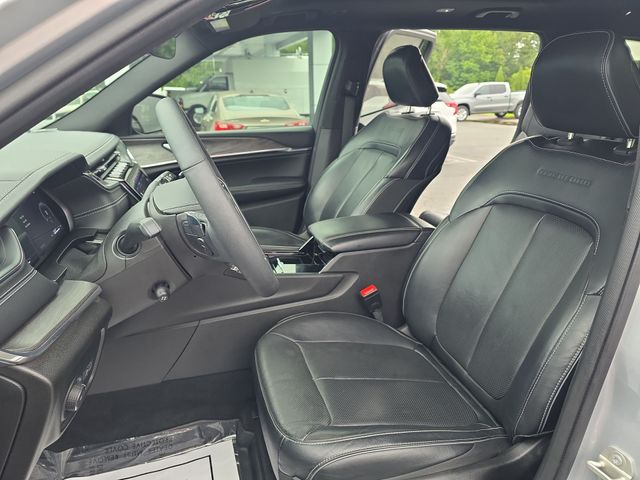 Used 2024 Silver Jeep Overland image 17