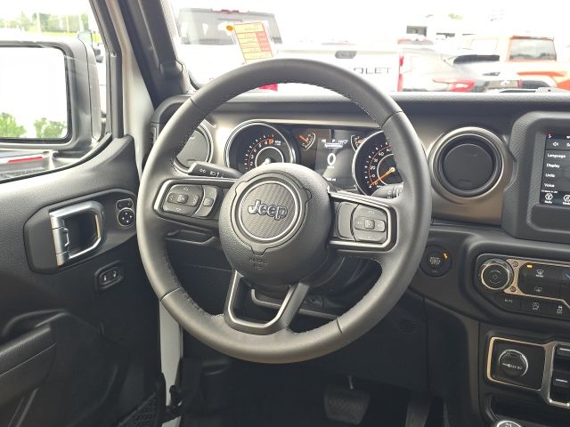 2023 Jeep Gladiator Sport S:46141A