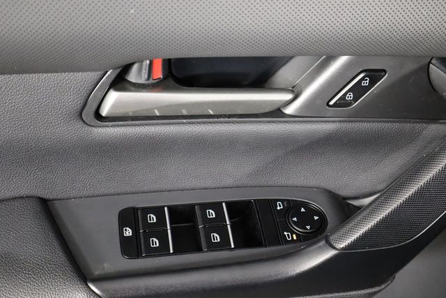 MazdaCX-5018