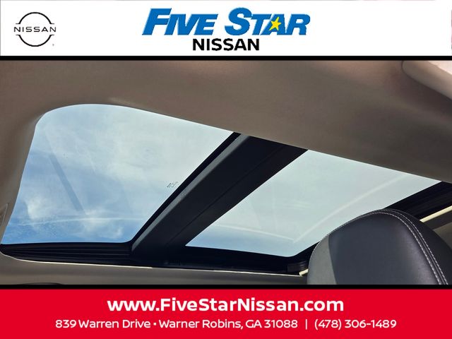 Used 2023 Red Nissan SL image 20