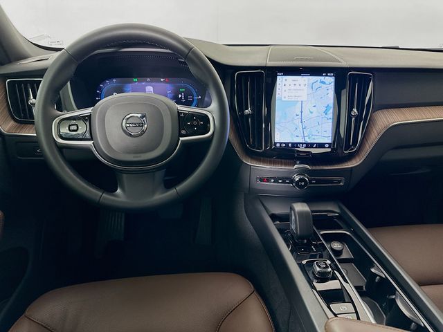 Thumbnail: 2023 Volvo XC60 - 23