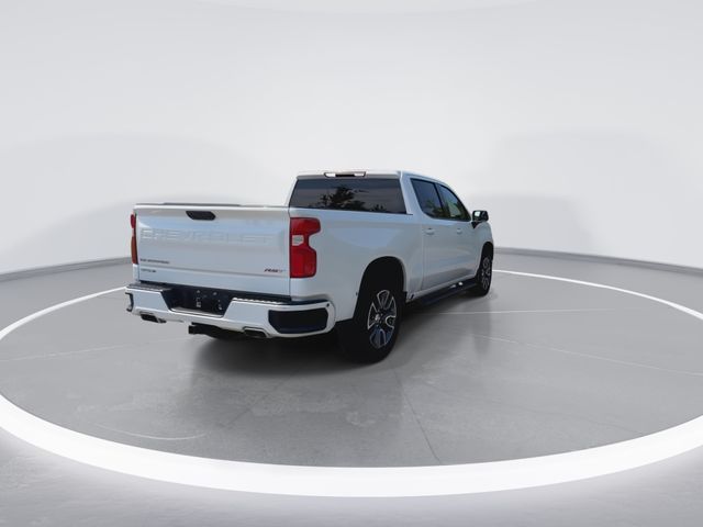 Used 2023 White Chevrolet RST image 10