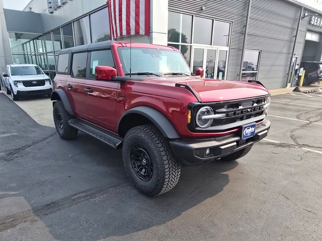 Ruby Red Metallic Tinted Clearcoat 2026 Ford Bronco SUV / Crossover Four-Wheel Drive Automatic