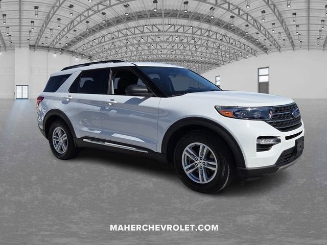 Oxford White 2022 Ford Explorer XLT RWD SUV / Crossover Rear-Wheel Drive Automatic