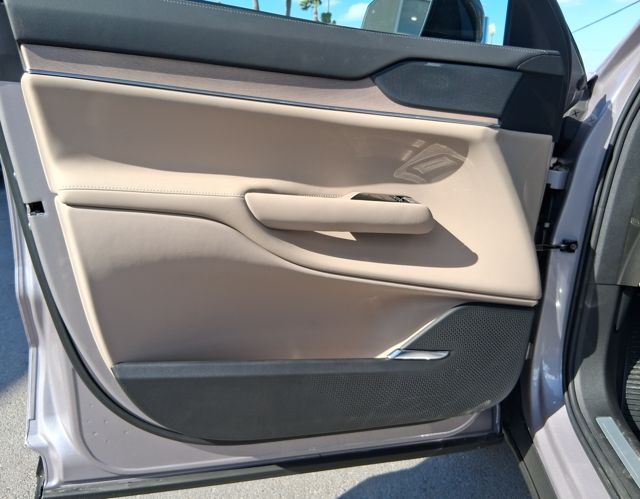 New 2026 Denim Blue Metallic Volvo Single Motor Plus image 9