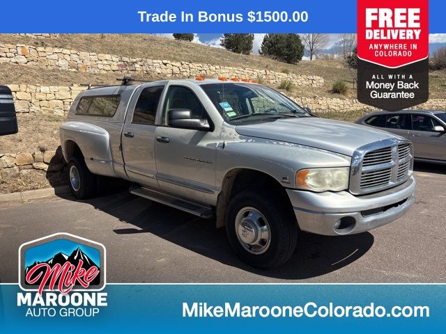 Bright Silver Metallic Clearcoat 2004 Dodge RAM 3500 SLT Quad Cab LB DRW 4WD Pickup Truck Four-Wheel Drive 4-Speed Automatic