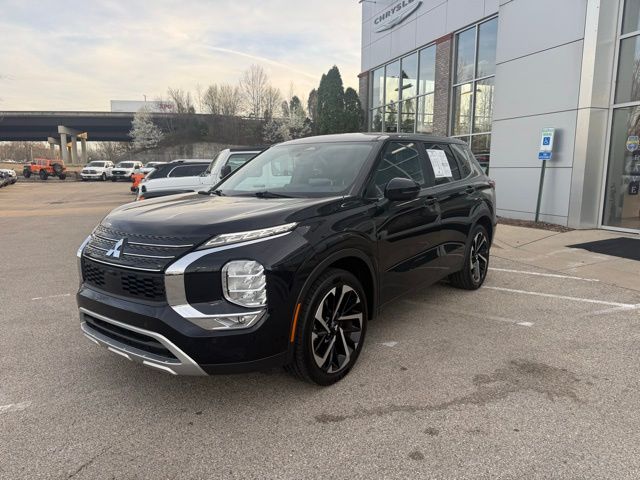 2024 Mitsubishi Outlander SE FWD