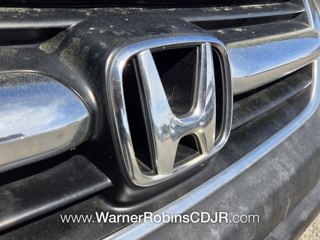 Used 2003 White Honda LX image 16