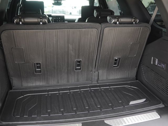 Used 2025 GMC Yukon SUV