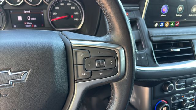 Used 2021 Gray Chevrolet Z71 image 23