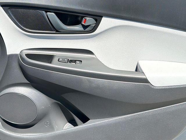 Used 2023 Gray Hyundai SEL image 15