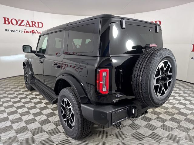 2025 Shadow Black Ford Bronco Outer Banks 4X4 SUV