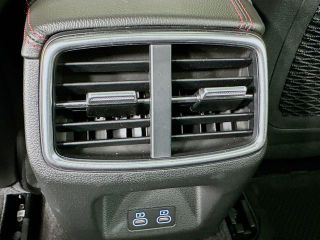 Thumbnail: 2025 Genesis G70 - 26