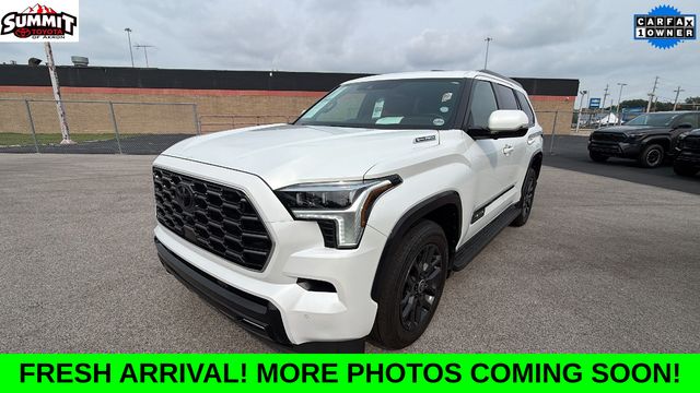 White (Wind Chill Pearl) 2024 Toyota Sequoia SUV / Crossover Four-Wheel Drive Automatic