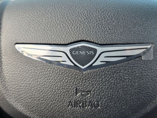 2027 Genesis Gv70