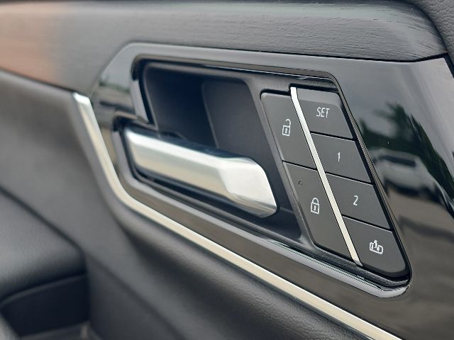 2025 GMC Yukon Denali:46255A