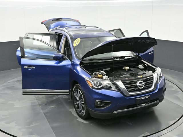 2018 Nissan Pathfinder Platinum 37