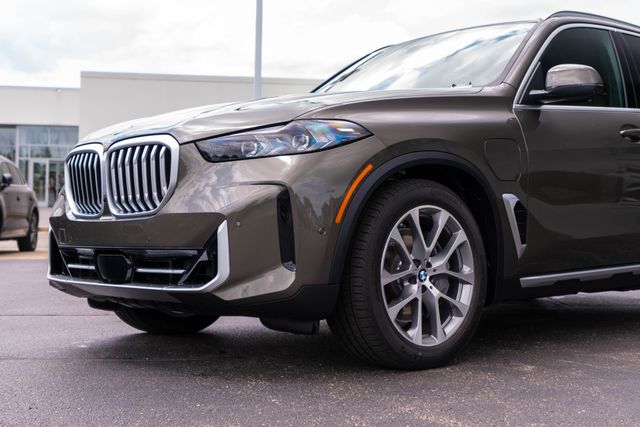 New 2026 BMW X5 SUV