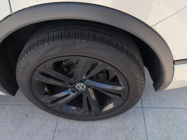 2023 Volkswagen Tiguan 2.0T SE R-Line Black White at Sutliff Volkswagen