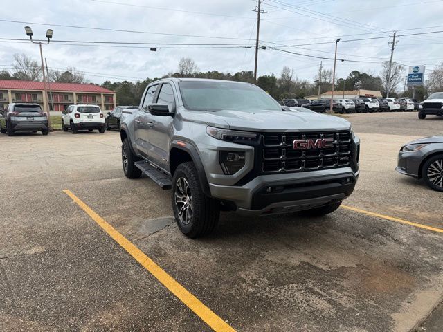 2024 GMC Canyon AT4 Crew Cab 4WD